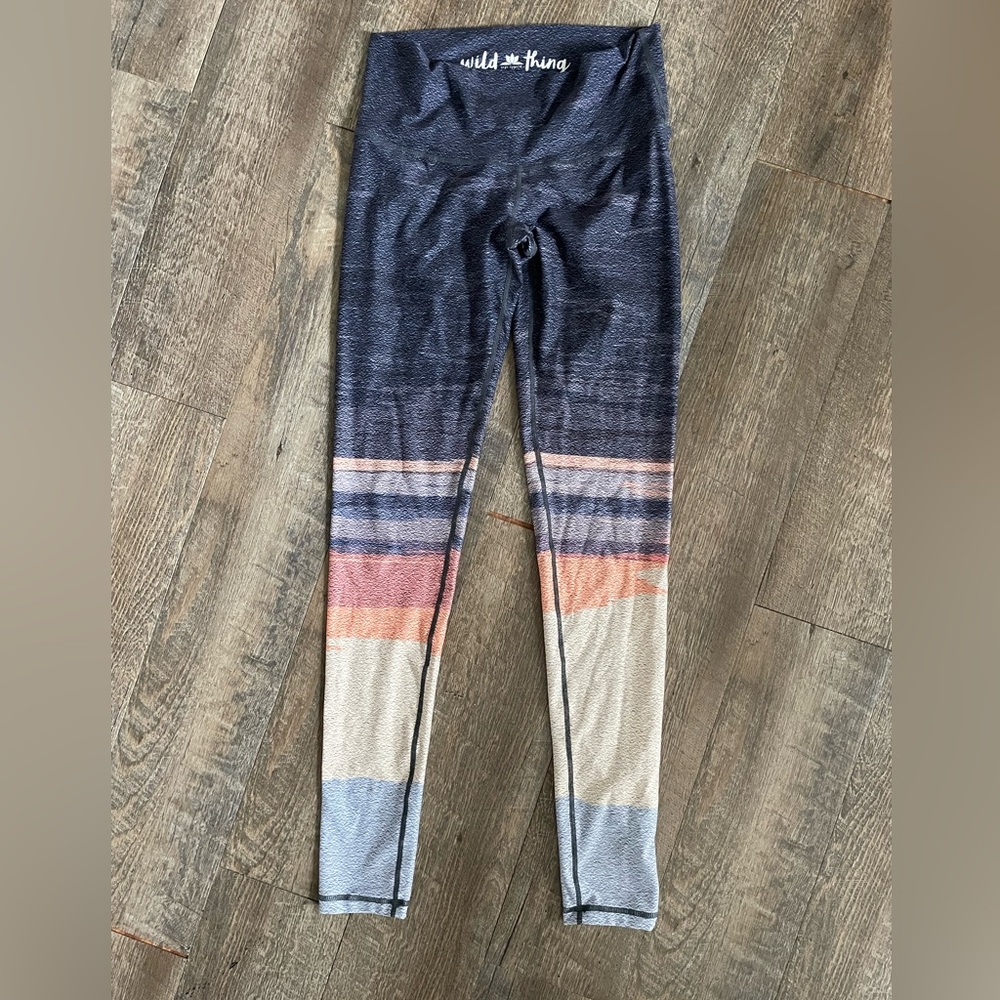 Wild Things Yoga Apparel leggings, size M, like new!